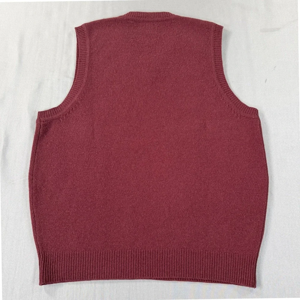 Evergreen ExpertWares Mens M 100% Lambswool Sweater Vest Burgundy V-Neck
